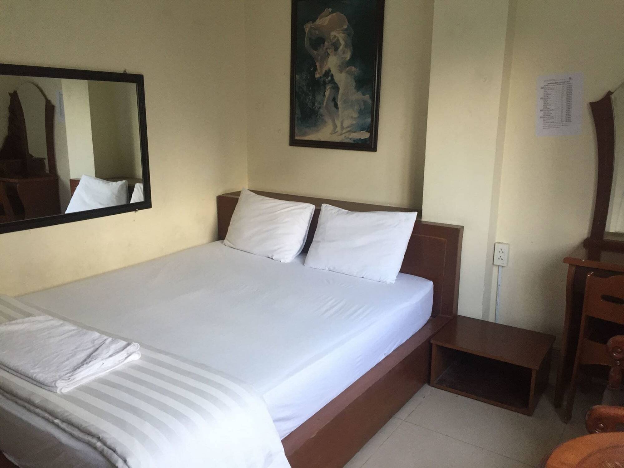 The Six Hotel-Hoang Long Son 3 مدينة هوشي منه المظهر الخارجي الصورة